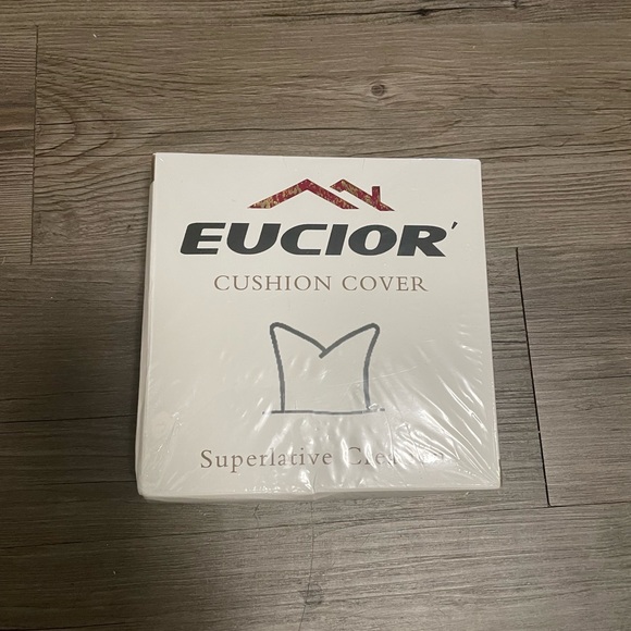 Pillow covers - Picture 5 of 6